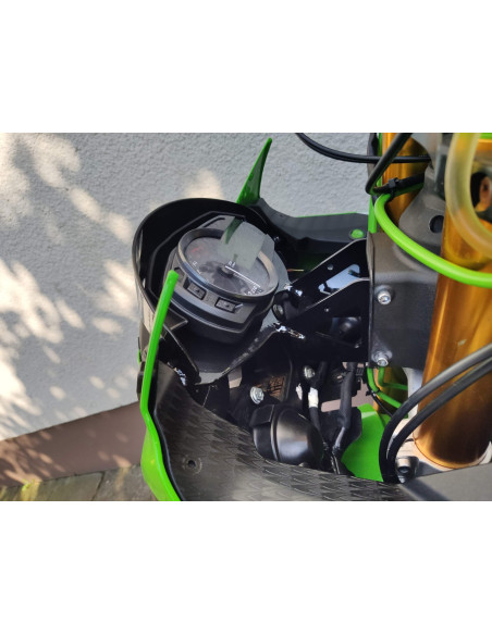 Front Steel Stunt Stay Upper Bracket Windshield Kawasaki ZX6R 636 (2013-2018) Stunt