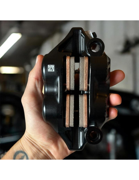 Left Side Upgrades Calipers Adapters Kit 108mm Harley Davidson (2006-2023) Dyna Softail Ultra Glide Breakout