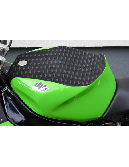 Antiskid FuelTank Mat – Traction Pad -75 x 55 cm With a 3M Glue – Stunt Windsurfing