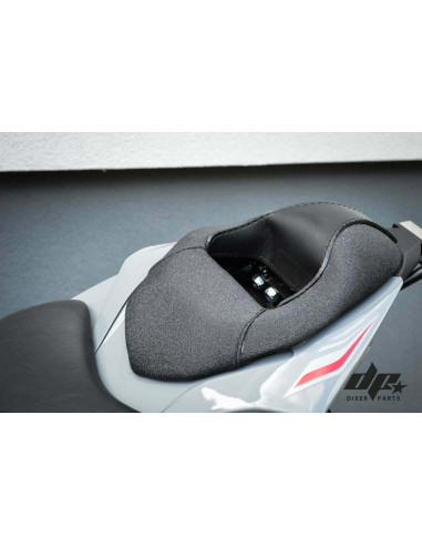 Passenger Seat Kawasaki ZX6-R 636 (2019-2026) Stunt With Hole