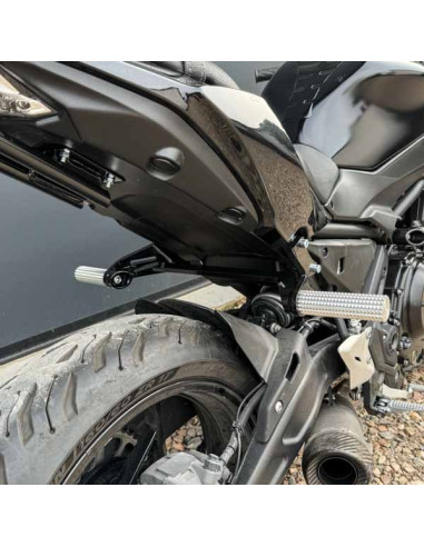 Rear Sets - Footrests Pegs Subcage Kawasaki Z650 (2017-2024) Stunt