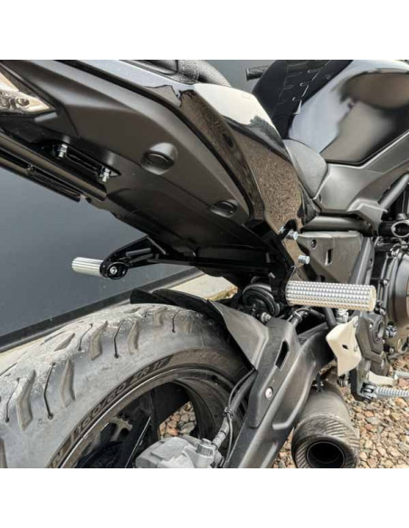 Rear Sets - Footrests Pegs Subcage Kawasaki Z650 (2017-2024) Stunt