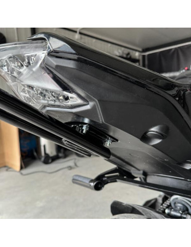 Steel Scrape Bar - 12 o'clock Kawasaki Z650 (2017-2024) 12bar Titan Stunt