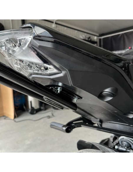 Steel Scrape Bar - 12 o'clock Kawasaki Z650 (2017-2024) 12bar Titan Stunt