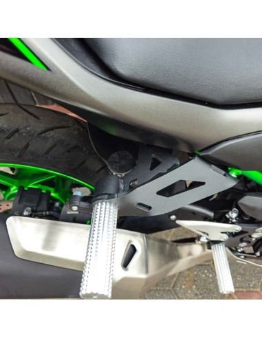 Rear Sets Footrests Pegs Subcage Kawasaki Z500 ABS (2024-2025) Stunt Gymkhana