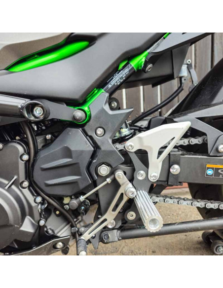 Front Sets Driver's Footrest Footpegs Kawasaki Z500 ABS (2024-2025) Stunt Gymkhana