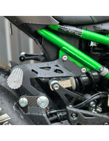 Rear Sets Footrests Pegs Subcage Kawasaki Z900 (2025-2026) Street Stunt Gymkhana Track