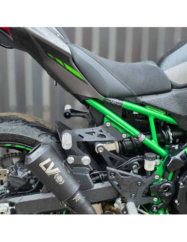 Rear Sets Footrests Pegs Subcage Kawasaki Z900 (2025-2026) Street Stunt Gymkhana Track